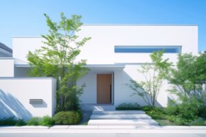 白を基調とした中庭のある家